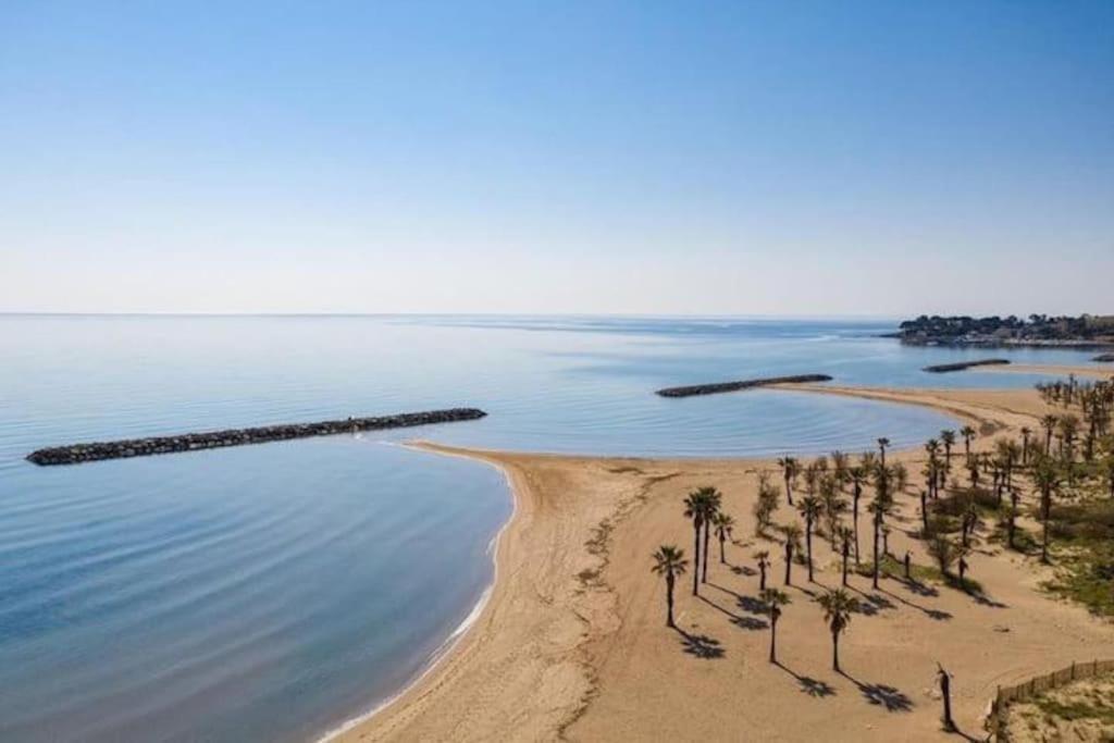 F2 4 Pers 5min Commerce Plages Apartment *