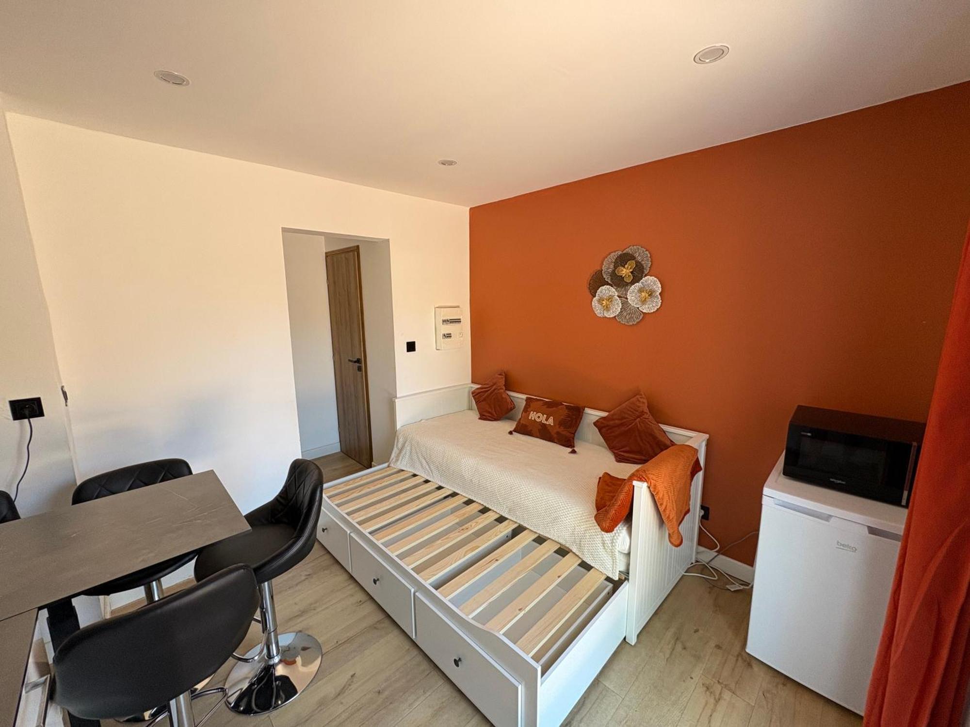 F2 4 Pers 5min Commerce Plages Apartment *