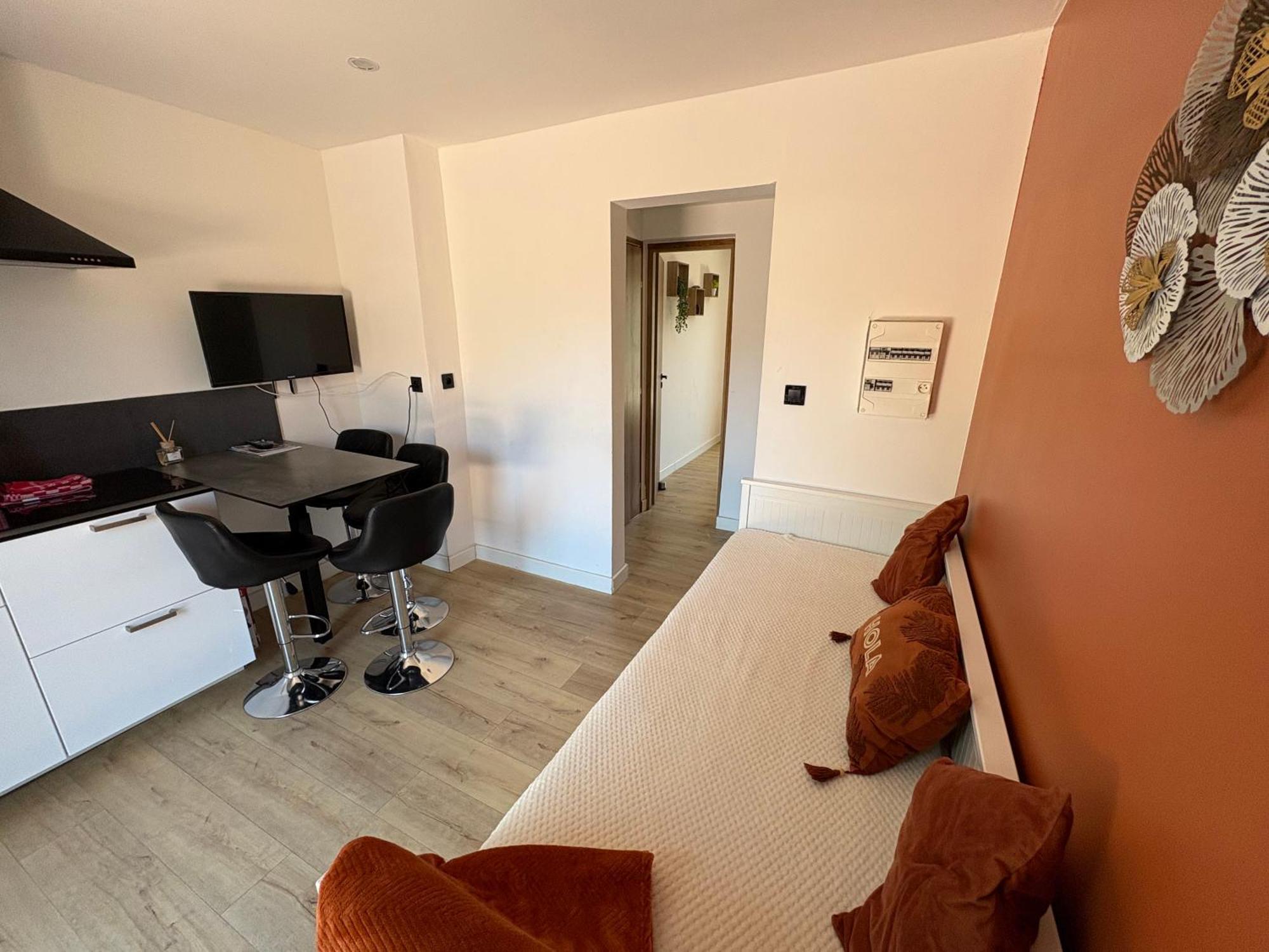 Apartment F2 4 Pers 5min Commerce Plages Saint Aygulf